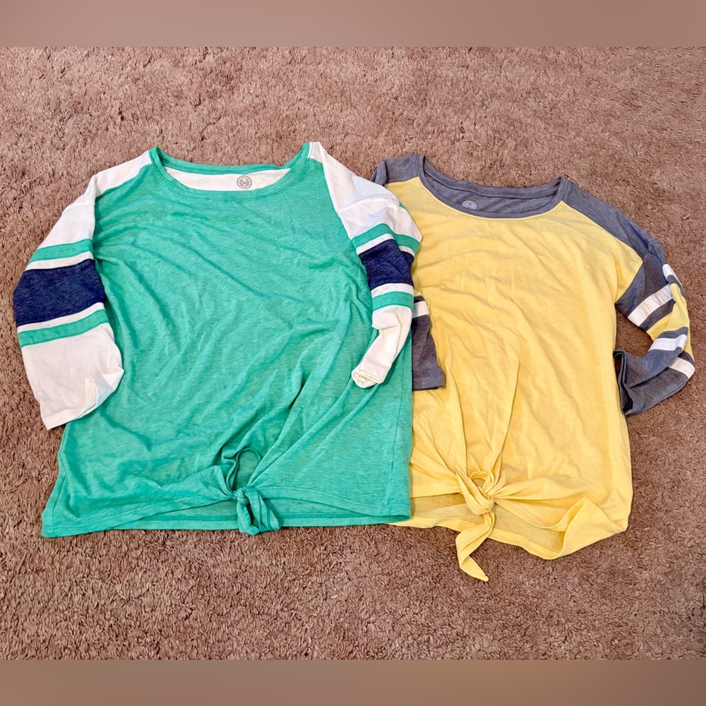 SO Striped Sleeve Knot-Front Tops, Size Small